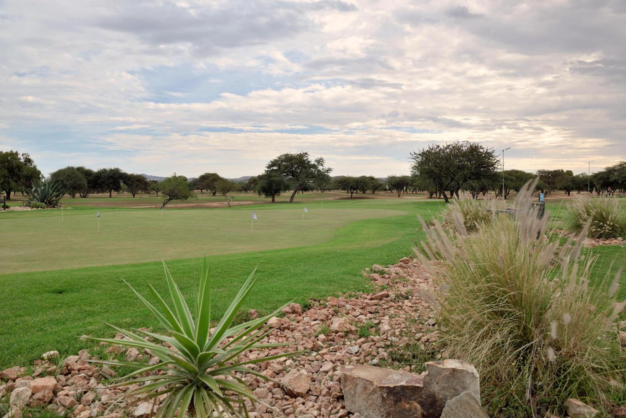 Windhoek Country Club Resort Zewnętrze zdjęcie