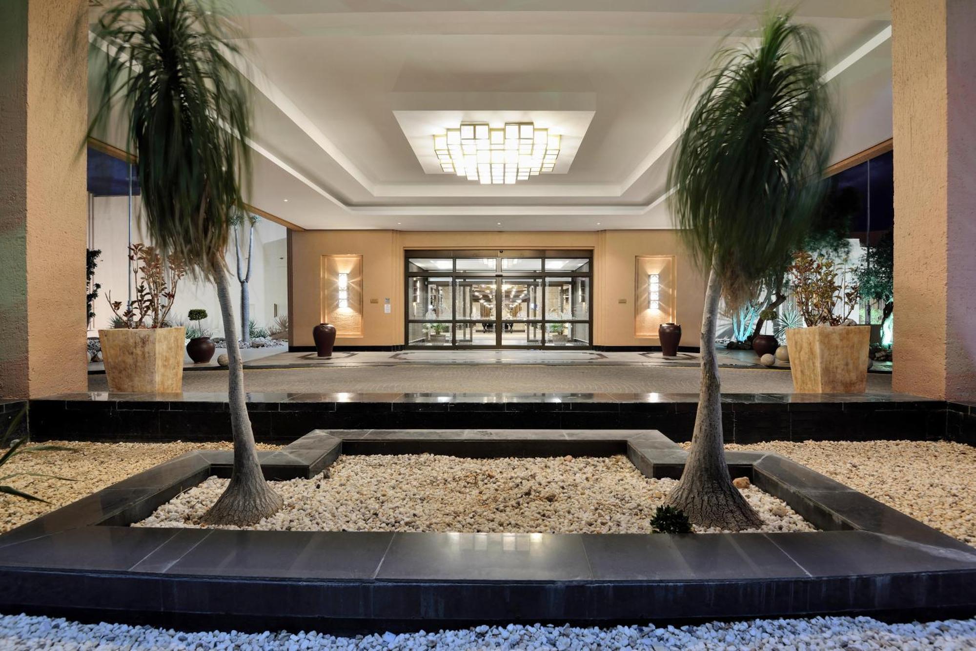 Windhoek Country Club Resort Zewnętrze zdjęcie